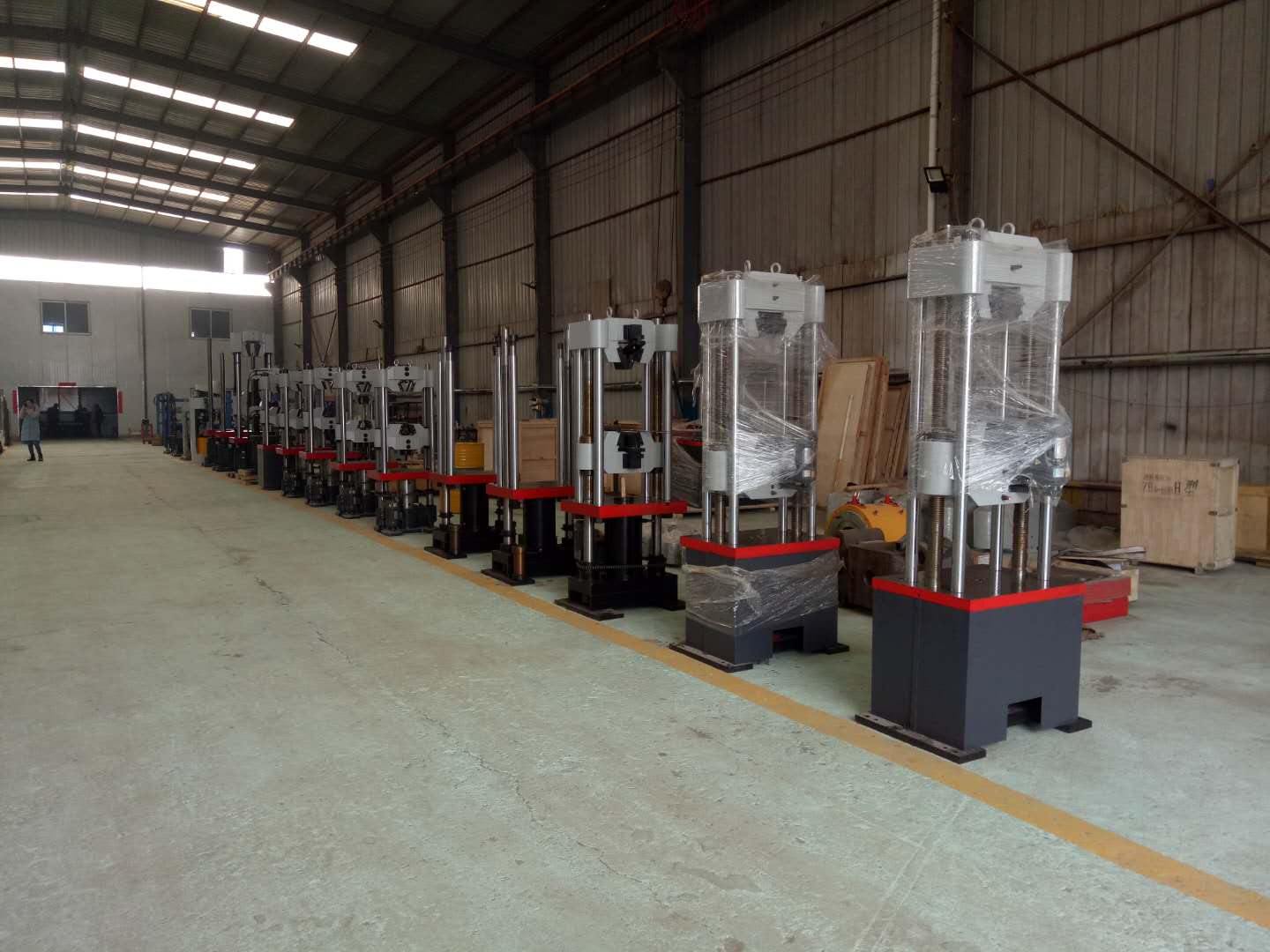 液壓萬能試驗機(ji) 液壓萬(wan)能(neng)試驗機